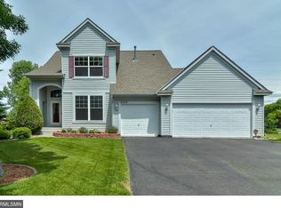 9202 Tyne Ln, Inver Grove Heights, MN 55077