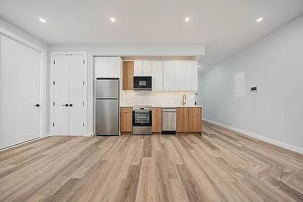 Rented by Doorway NYC, LLC | media 18