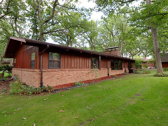 3rd image of 5416 Fernwood Ln