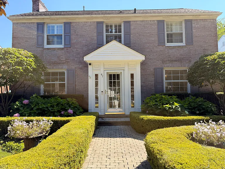 67 Stanton Ln — Photo 1
