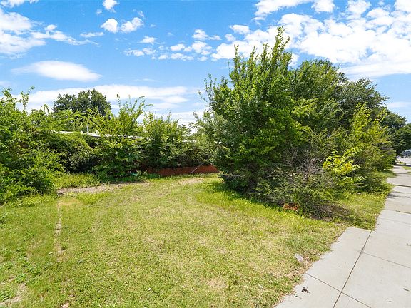4th image of 3650 Walnut Hill Ln