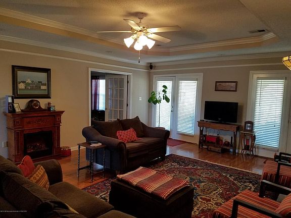 4th image of 1141 Dogwood Hollow Dr