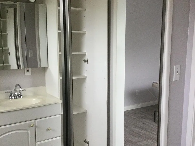 5225 Cole St — Photo 6
