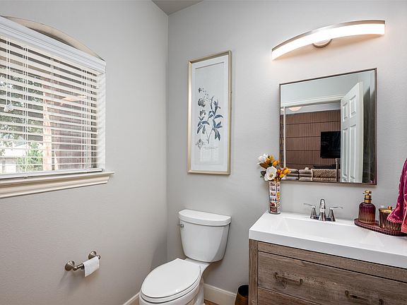3rd image of 575 S Virginia Hills Dr Unit 2404