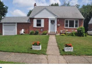 1383 Harrington Rd, Havertown, PA 19083