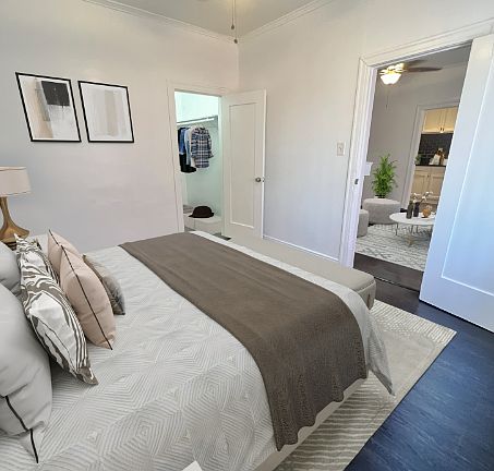 5th image of 687 Shatto Pl #300