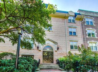 834 Forest Ave, Evanston, IL 60202