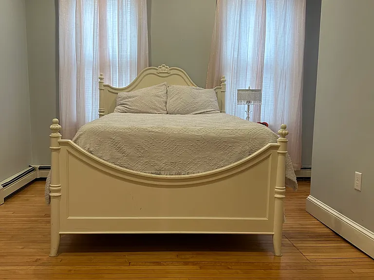 74 Russell St #1 — Photo 7