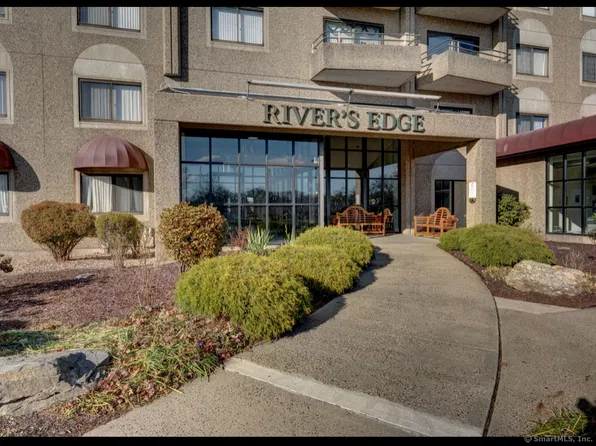 111 Dekoven Drive APT 103, Middletown, CT 06457