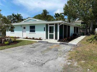 1751 Smugglers Cv #B, Naples, FL 34112