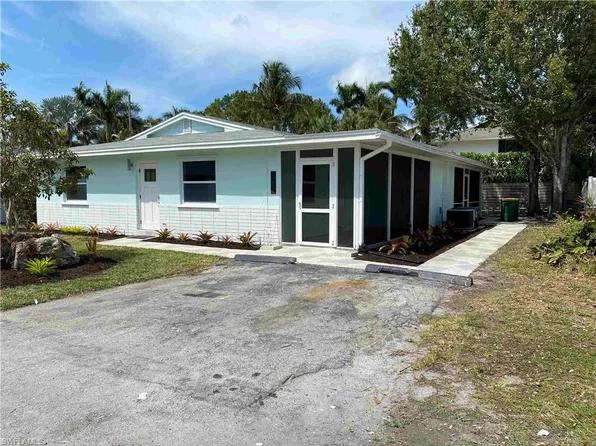 1751 Smugglers Cv #B, Naples, FL 34112