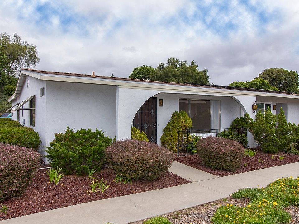 Move-In Ready Home in 55+ Oceana Senior Community!