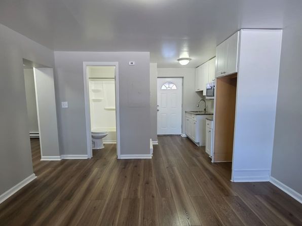 131 Cosey Beach Ave #5AA