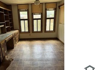 1422 Kingsbridge Dr, Garland, TX 75044