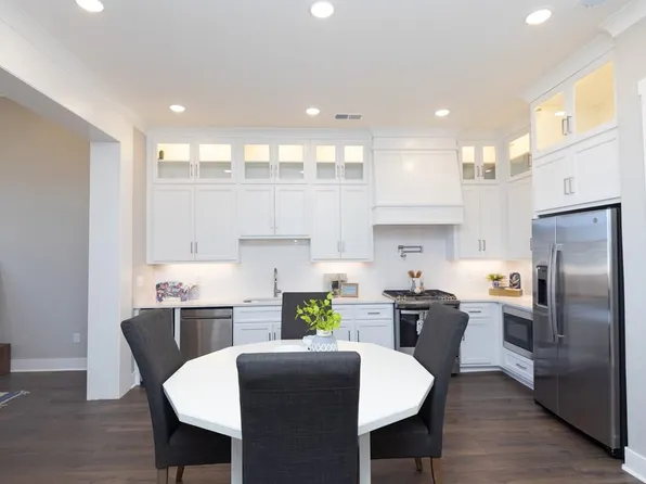 326 Cottage Ln, Oxford, MS 38655