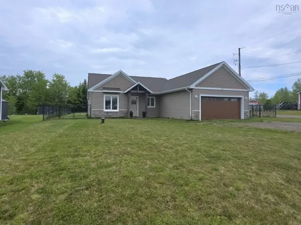 21 Wexford Dr, Colchester, NS B6L 0E8
