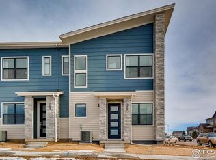 2777 Bear Springs Cir, Longmont, CO 80503