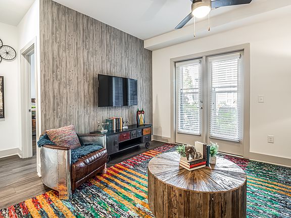 5th image of 1390 Northside Dr NW #2114