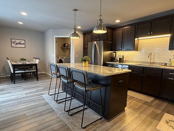 2nd image of 2162 Rosenberg Ln LANE