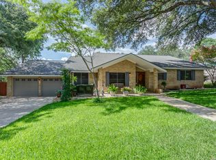 6003 Wildwind Dr, Windcrest, TX 78239