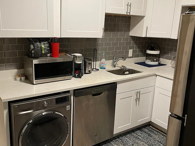 1054 W Lill Ave #3 — Photo 1