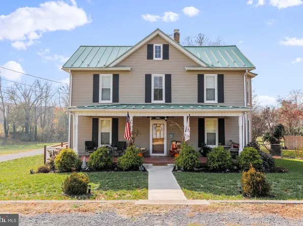 12 Luray Ave, Luray, VA 22835