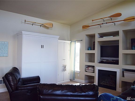 4th image of 1093 Greenview Ave SW