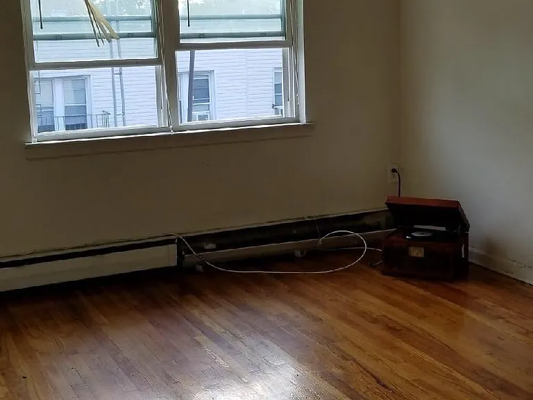 1651 Haight Ave #2 — Photo 5