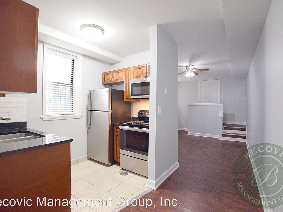 1st image of 3631 W Dickens Ave APT Ga