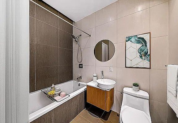 5th image of 687 Driggs Ave APT 4D
