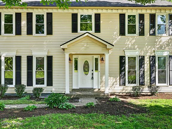 4th image of 11107 Harrods Creek Ct