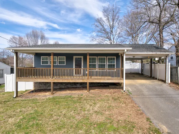 208 Cave St, Rossville, GA 30741