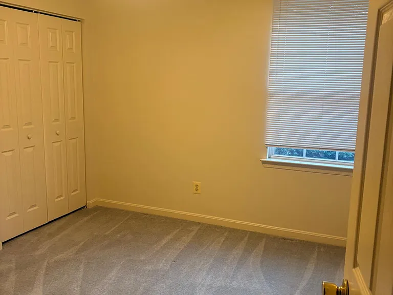 1412 Banavie Ter E — Photo 8
