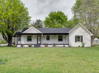 104 Brook Dr, Dickson, TN 37055