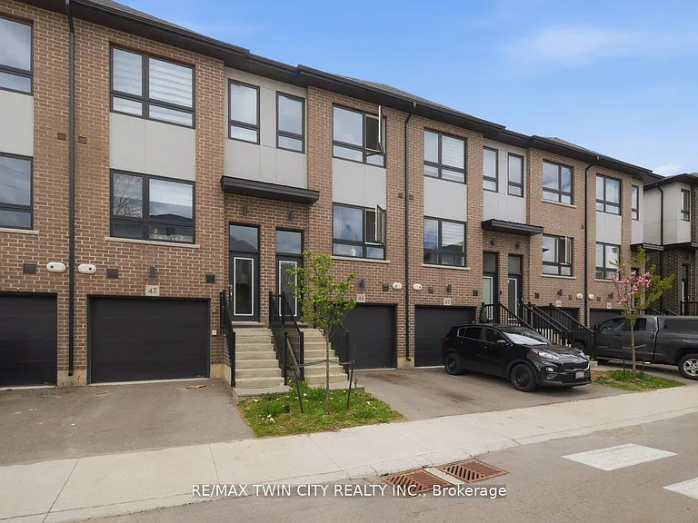 720 Grey St #46 — Photo 3
