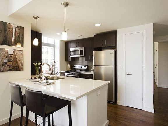4th image of 260 W 26th St APT 4f