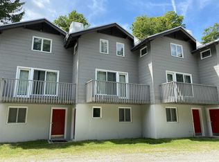 2 Birch Hill Rd, Winhall, VT 05340