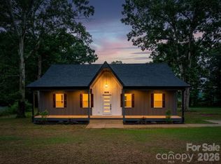 3916 E Maiden Rd, Maiden, NC 28650