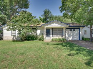 1005 Harris Dr, Euless, TX 76039