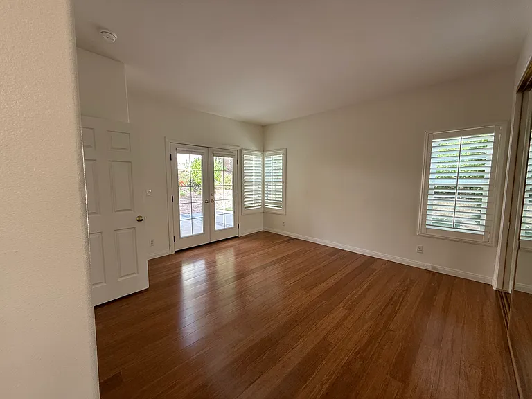 5615 Roundtree Pl — Photo 10