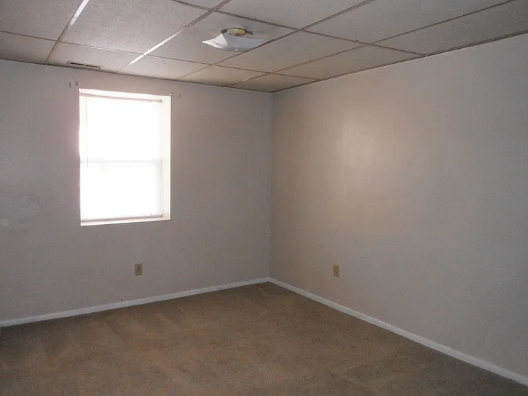 720 E Clay St — Photo 7