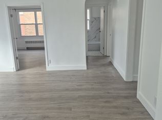 649 Rideau St #5, Ottawa, ON K1N6A3