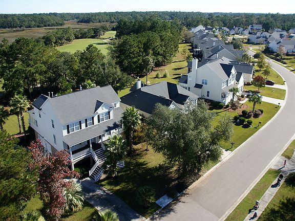 2nd image of 1501 Oakhurst Dr