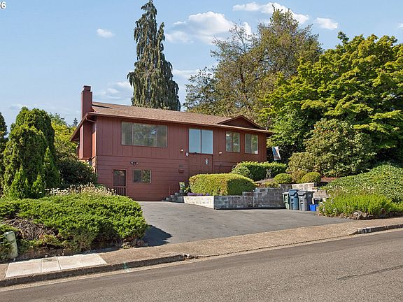 2nd image of 1732 W 23rd Ave