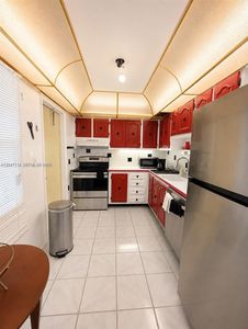 4140 NW 44th Ave APT 305, Lauderdale Lakes, FL, 33319