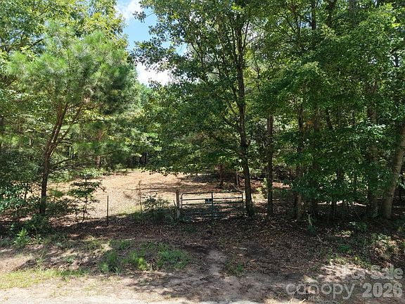 2nd image of 0 Montgomery Rd