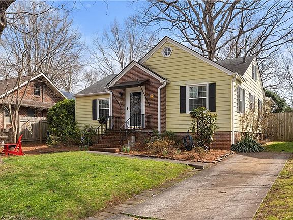 5th image of 921 Watson Ave