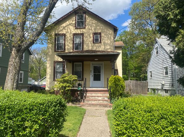 92 Raymond Ave