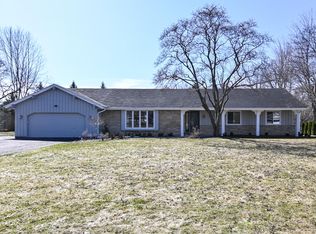 18305 Saint James Rd, Brookfield, WI 53045