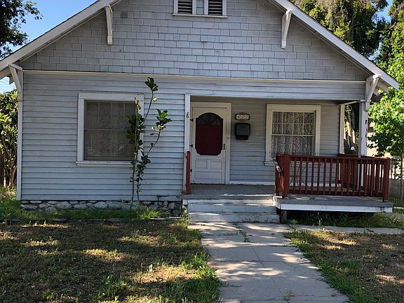 3rd image of 412 Wildrose Ave